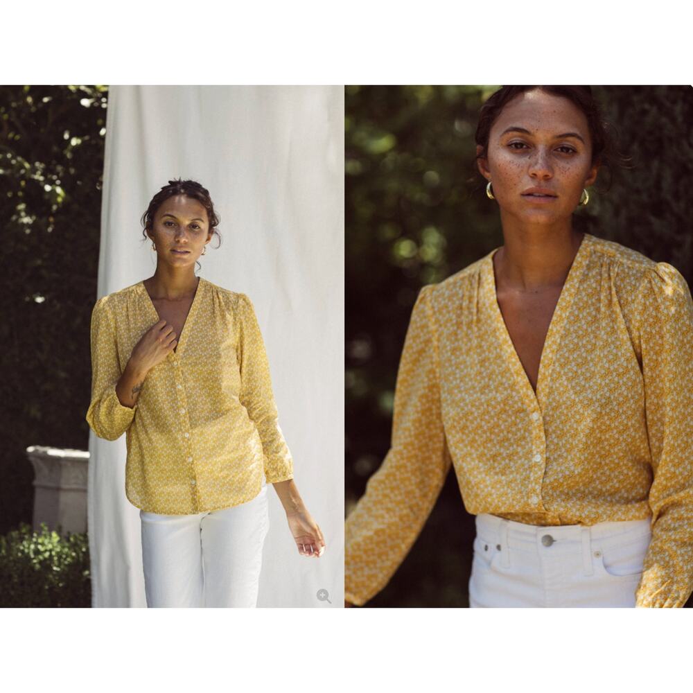 Trovata Shelli Blouse in Goldenrod Ditsy NEW Size Small